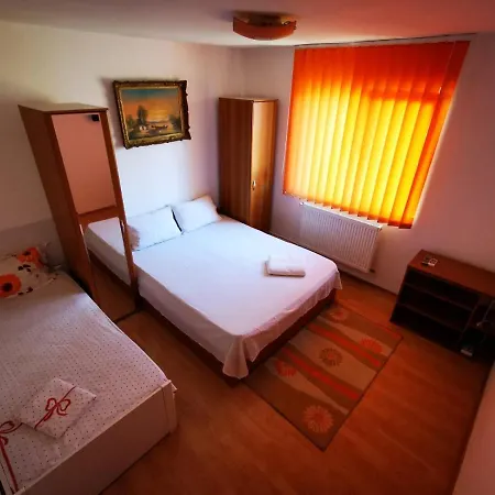 منزل للإقامة Vila Florenzo *
